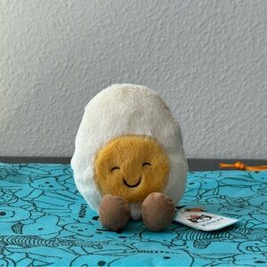 BNWT / Authentic Jellycat Blushing Boiled Egg / Retired + Rare + HTF!